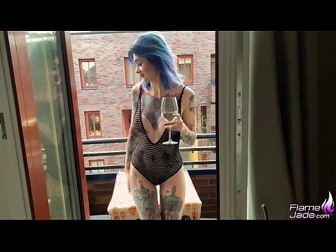 ❤️ Açıq Səma Altında Qulluq Edirən və Ehtirasla Sikən Möhtəşəm Qız Porn video pornoda az.dewporn.ru
